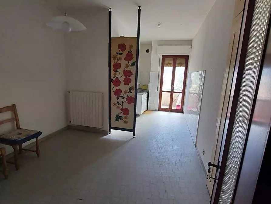 Immagine 3 di Appartamento in vendita  a Carrara