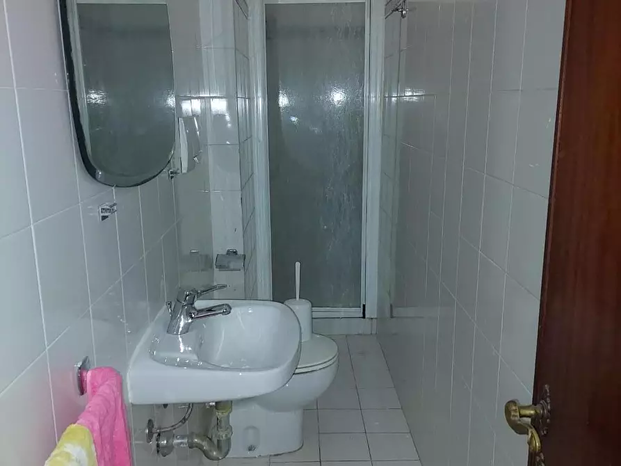 Immagine 16 di Appartamento in vendita  a Carrara