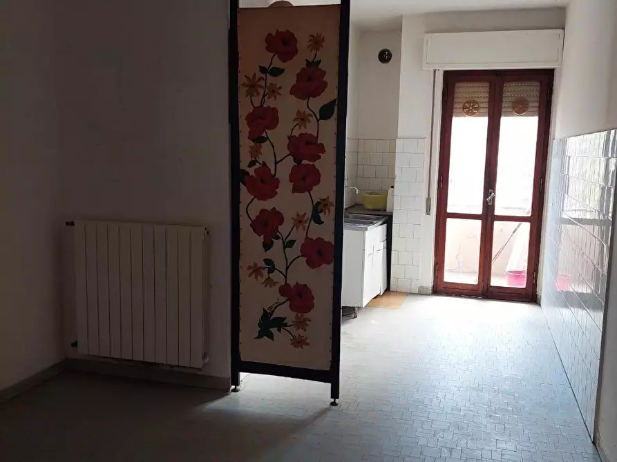 Immagine 2 di Appartamento in vendita  a Carrara