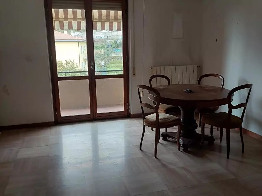 Immagine 7 di Appartamento in vendita  a Carrara