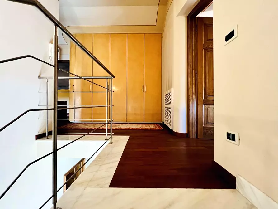 Immagine 59 di Villa in vendita  a Pietrasanta