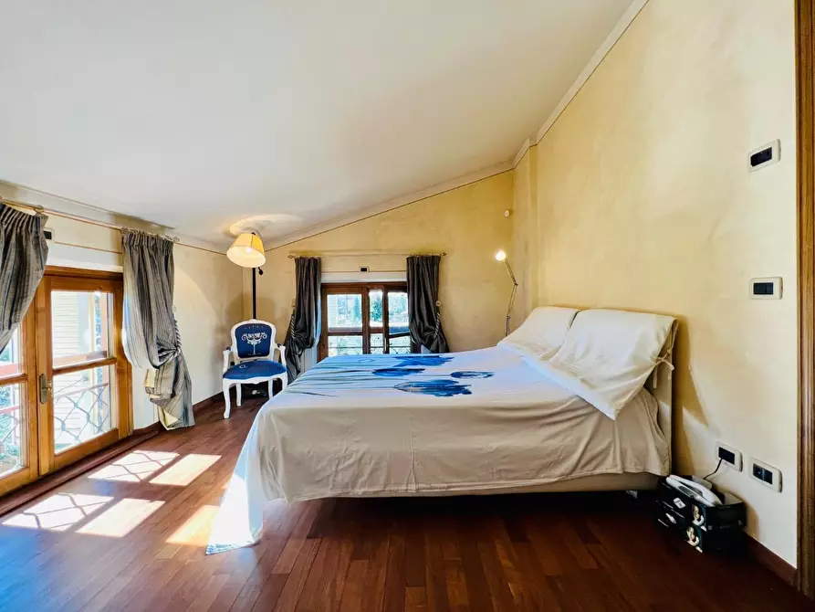 Immagine 75 di Villa in vendita  a Pietrasanta