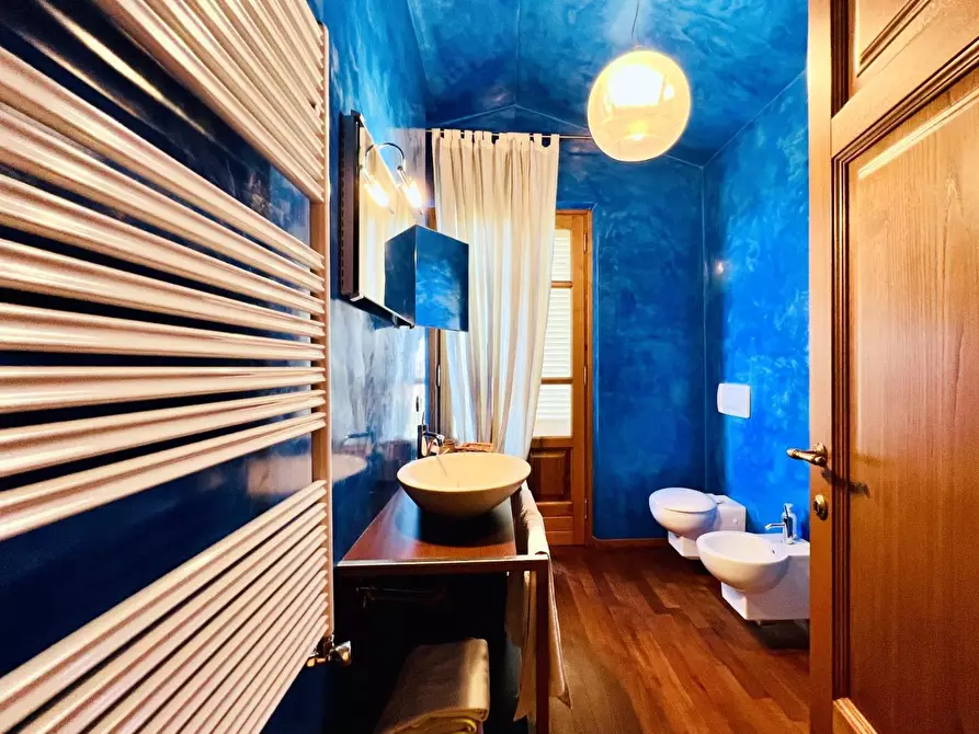 Immagine 72 di Villa in vendita  a Pietrasanta