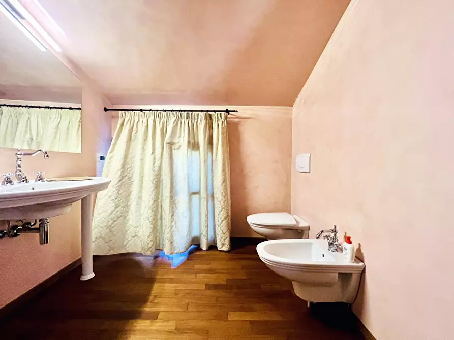 Immagine 65 di Villa in vendita  a Pietrasanta