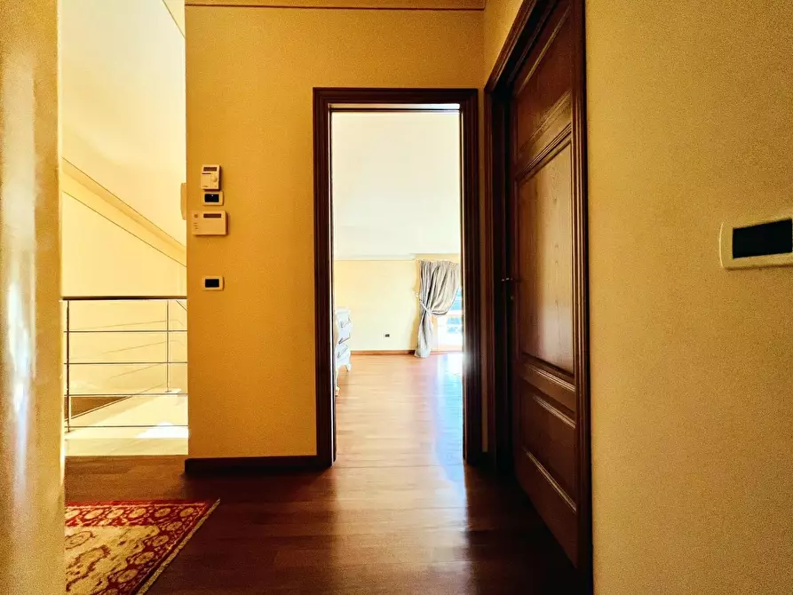 Immagine 71 di Villa in vendita  a Pietrasanta