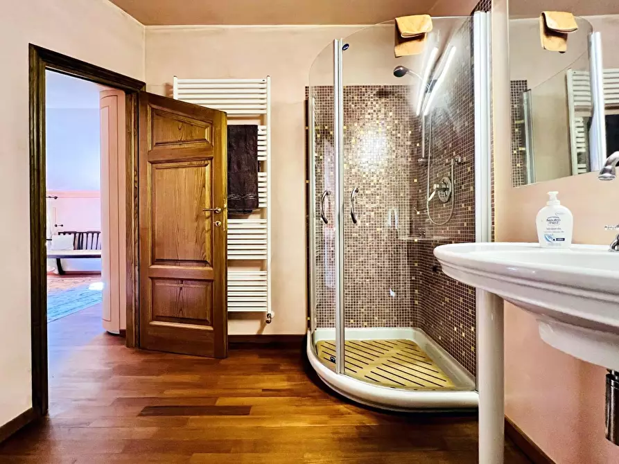 Immagine 66 di Villa in vendita  a Pietrasanta