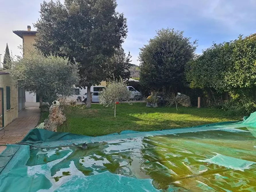 Immagine 10 di Villa in vendita  a Colle Di Val D'elsa
