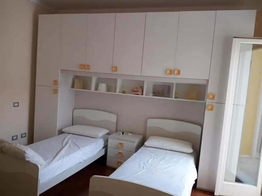 Immagine 14 di Appartamento in affitto  a Camaiore