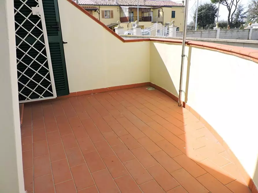 Immagine 31 di Casa quadrifamiliare in vendita  a Cascina