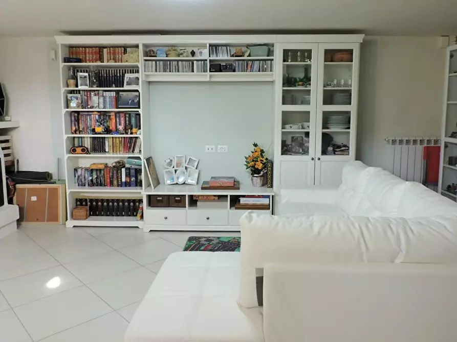 Immagine 44 di Casa quadrifamiliare in vendita  a Cascina