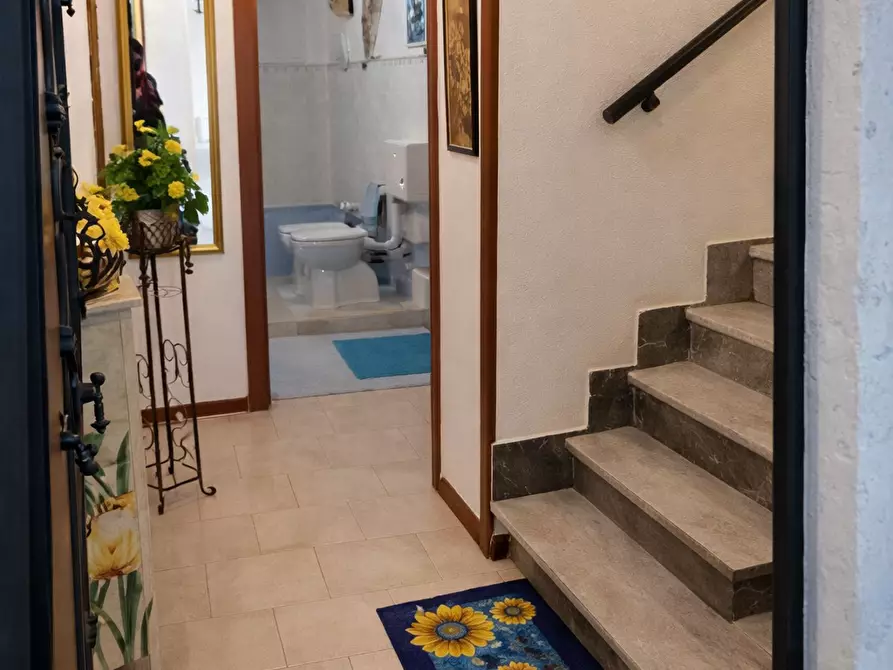 Immagine 5 di Terratetto in vendita  a Carrara