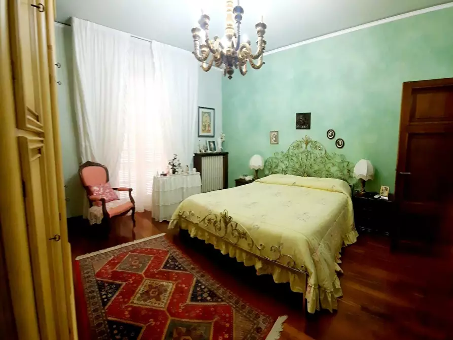 Immagine 9 di Casa bifamiliare in vendita  a Vinci