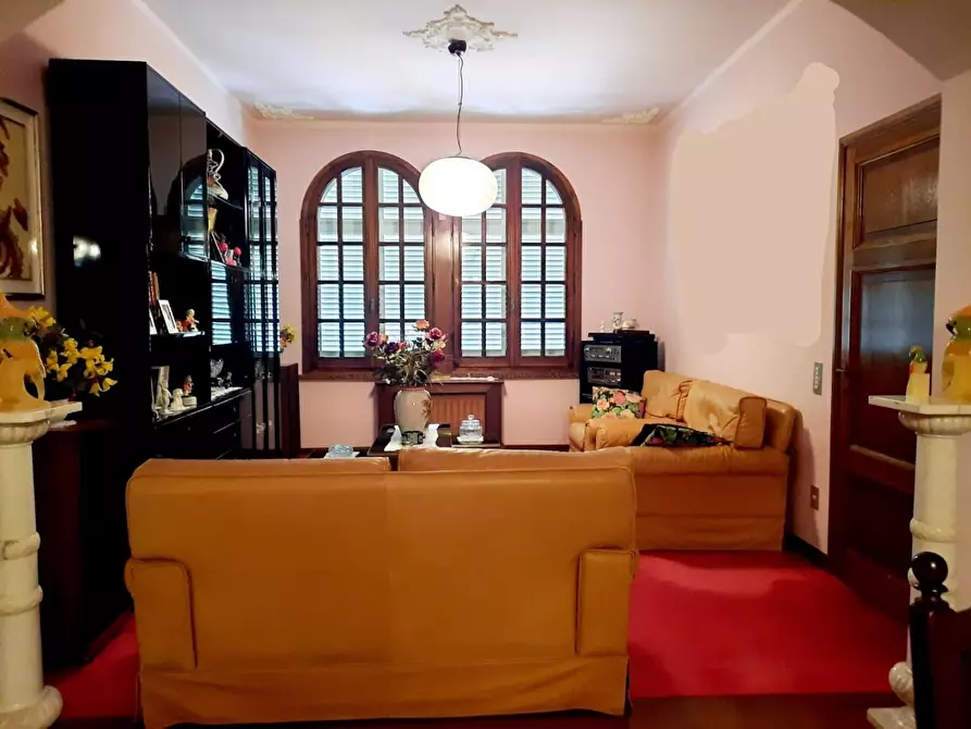 Immagine 4 di Casa bifamiliare in vendita  a Vinci