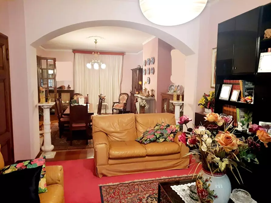 Immagine 2 di Casa bifamiliare in vendita  a Vinci