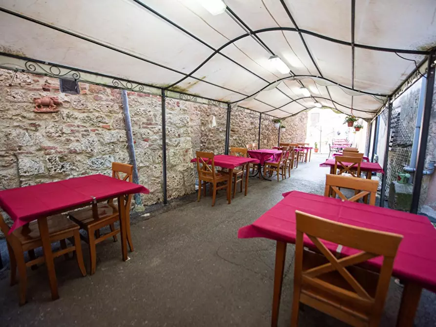 Immagine 2 di Bar / Ristorante in vendita  a Massa Marittima