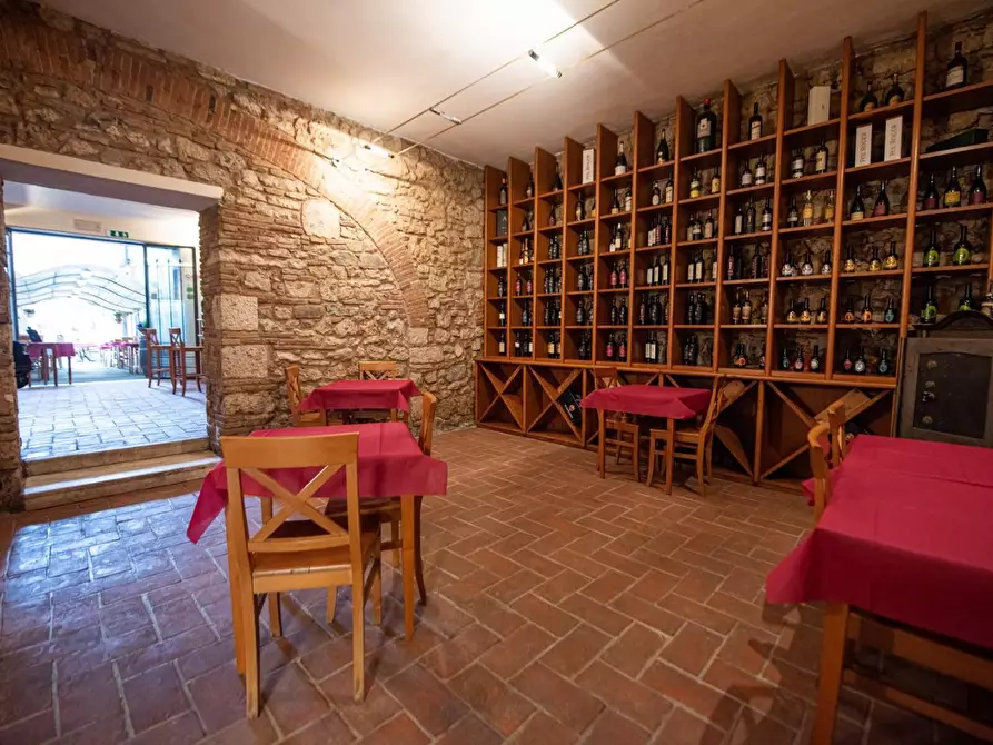 Immagine 5 di Bar / Ristorante in vendita  a Massa Marittima