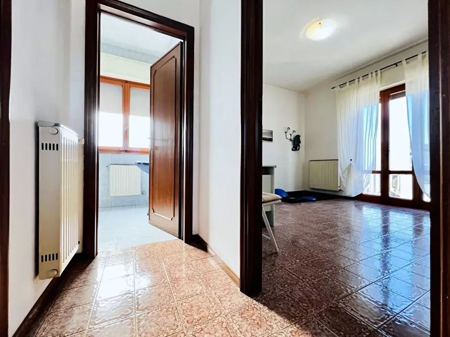 Immagine 54 di Villa in vendita  a Camaiore