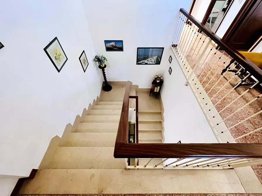 Immagine 64 di Villa in vendita  a Camaiore