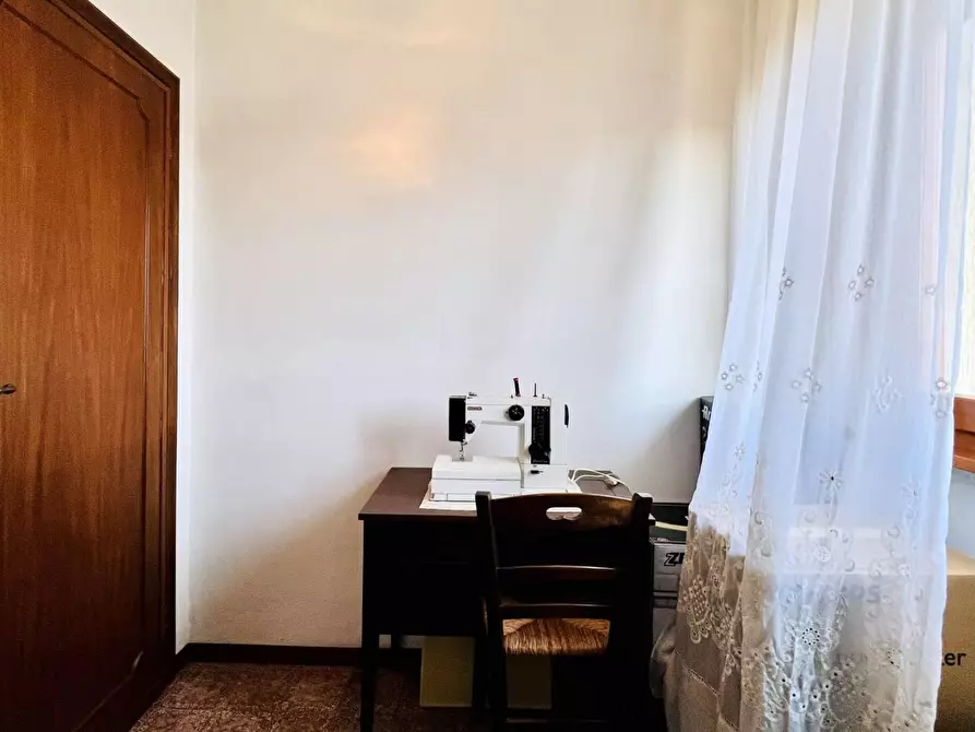 Immagine 62 di Villa in vendita  a Camaiore