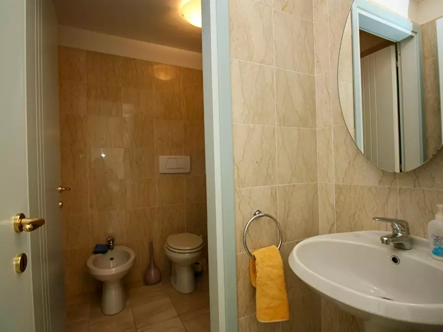 Immagine 10 di Appartamento in affitto  a Pisa