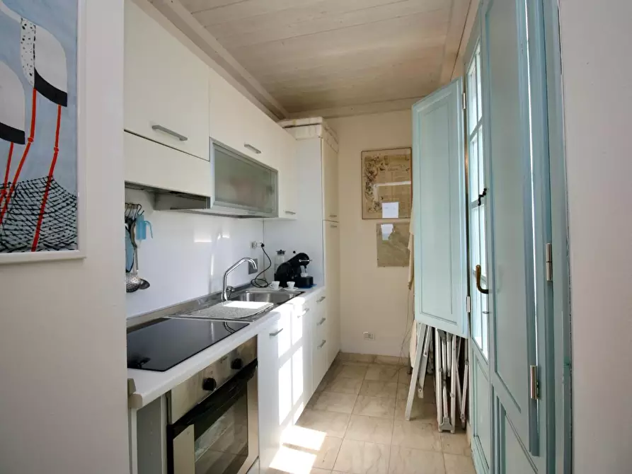 Immagine 9 di Appartamento in affitto  a Pisa