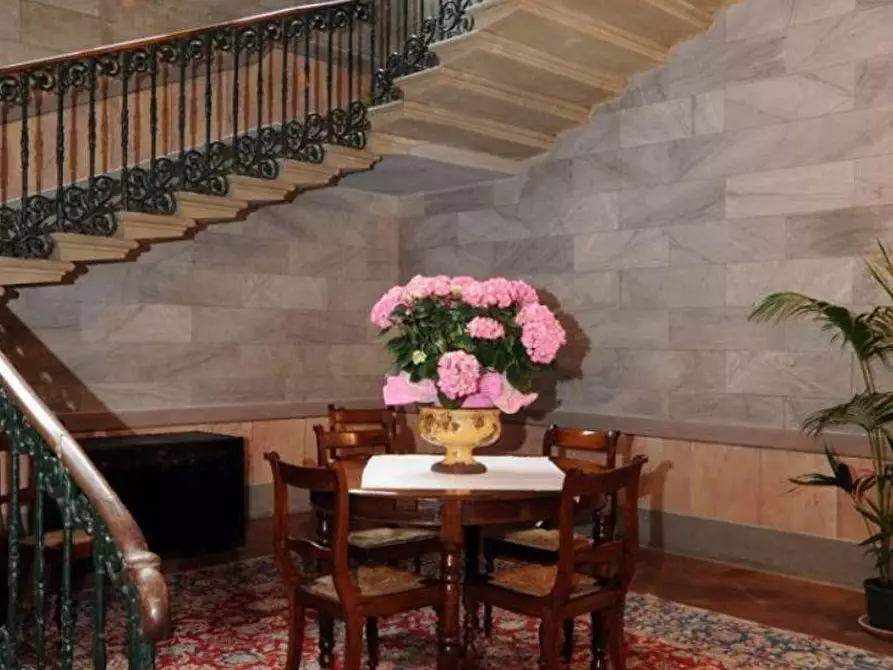 Immagine 5 di Immobile di prestigio in vendita  a Capannori