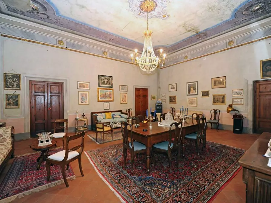 Immagine 6 di Immobile di prestigio in vendita  a Capannori