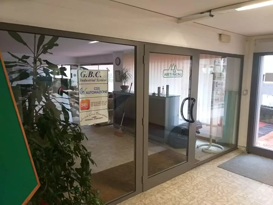 Immagine 5 di Ufficio in vendita  a San Marcello Piteglio