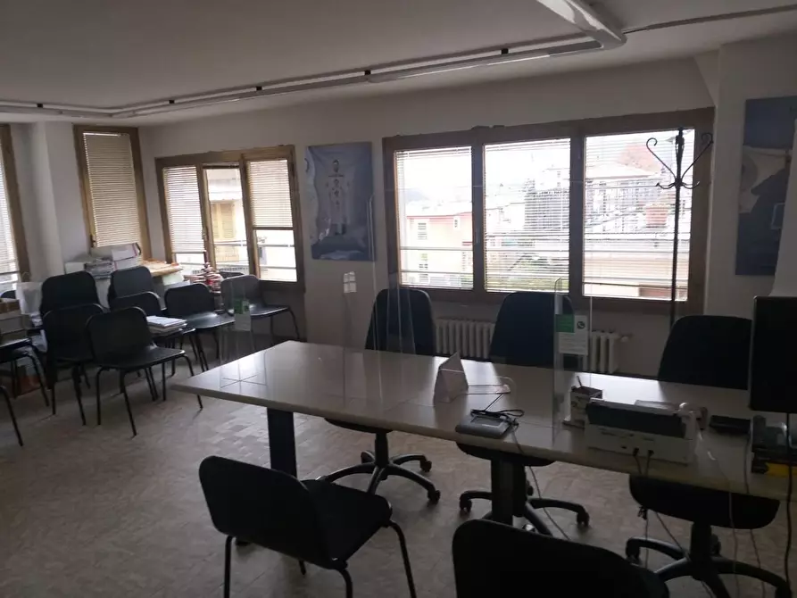 Immagine 10 di Ufficio in vendita  a San Marcello Piteglio