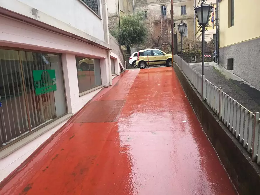 Immagine 14 di Ufficio in vendita  a San Marcello Piteglio