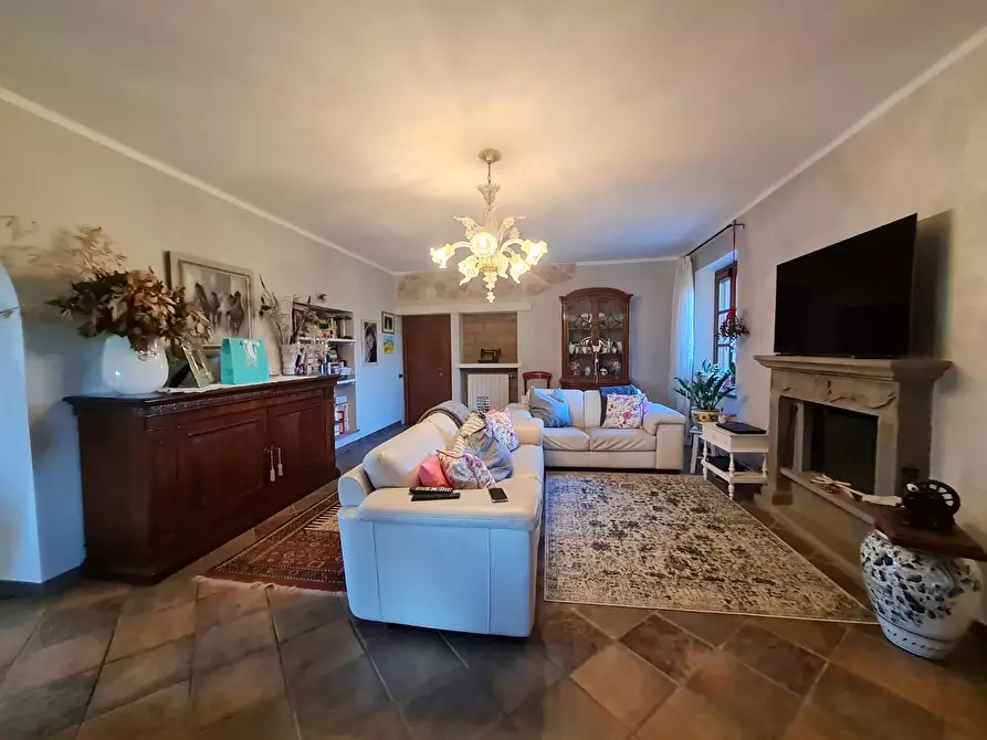 Immagine 24 di Casa indipendente in vendita  a Piombino