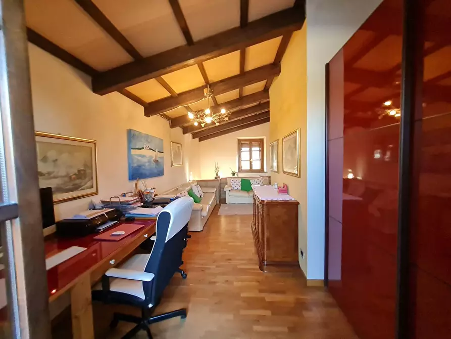 Immagine 41 di Casa indipendente in vendita  a Piombino