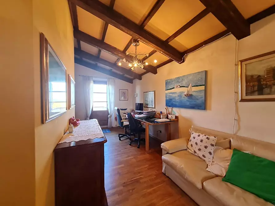 Immagine 40 di Casa indipendente in vendita  a Piombino