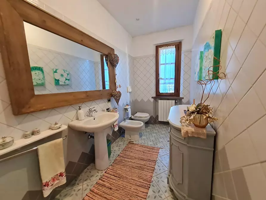 Immagine 35 di Casa indipendente in vendita  a Piombino