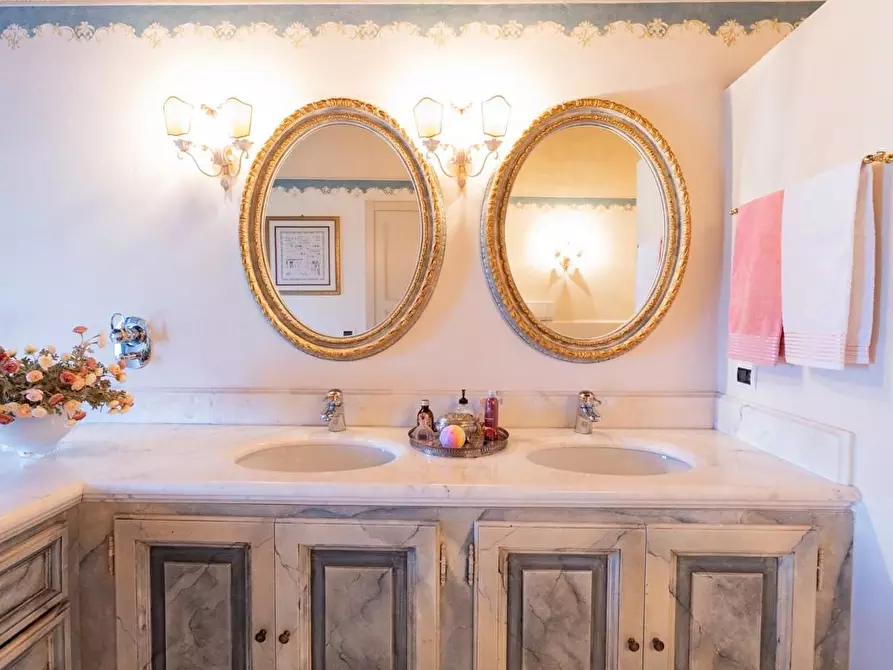 Immagine 70 di Rustico / casale in vendita  a Pisa