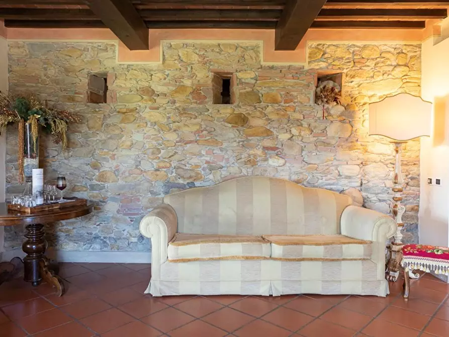 Immagine 32 di Rustico / casale in vendita  a Pisa