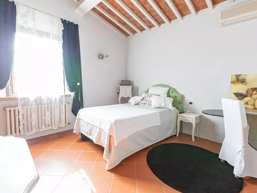 Immagine 62 di Rustico / casale in vendita  a Pisa