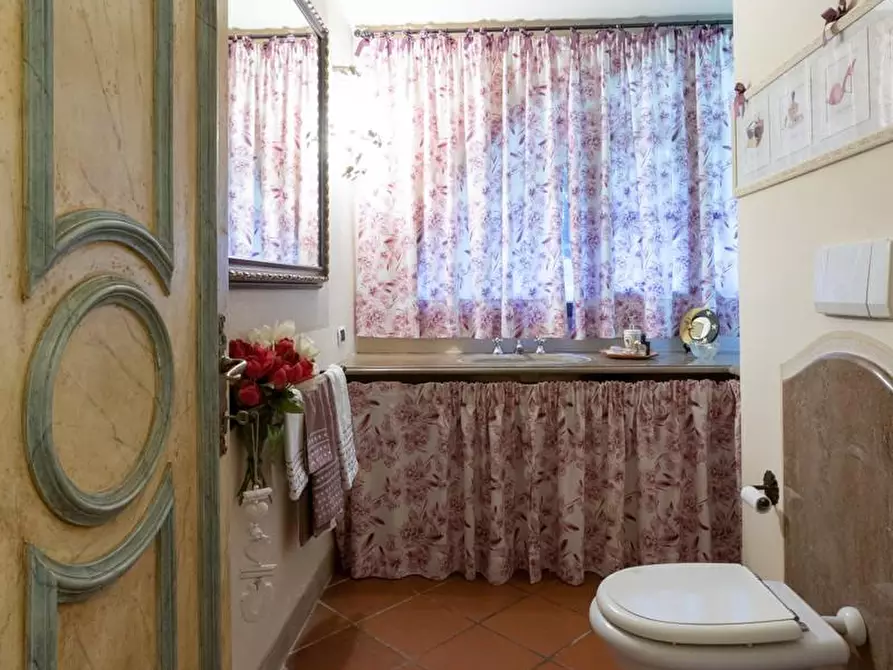 Immagine 48 di Rustico / casale in vendita  a Pisa