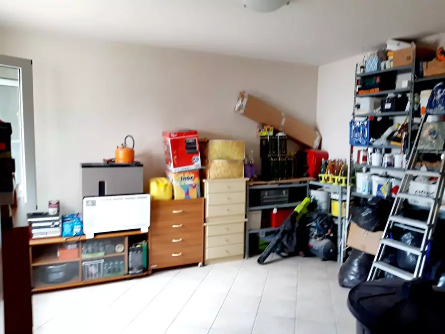 Immagine 12 di Casa semindipendente in vendita  a Crespina Lorenzana