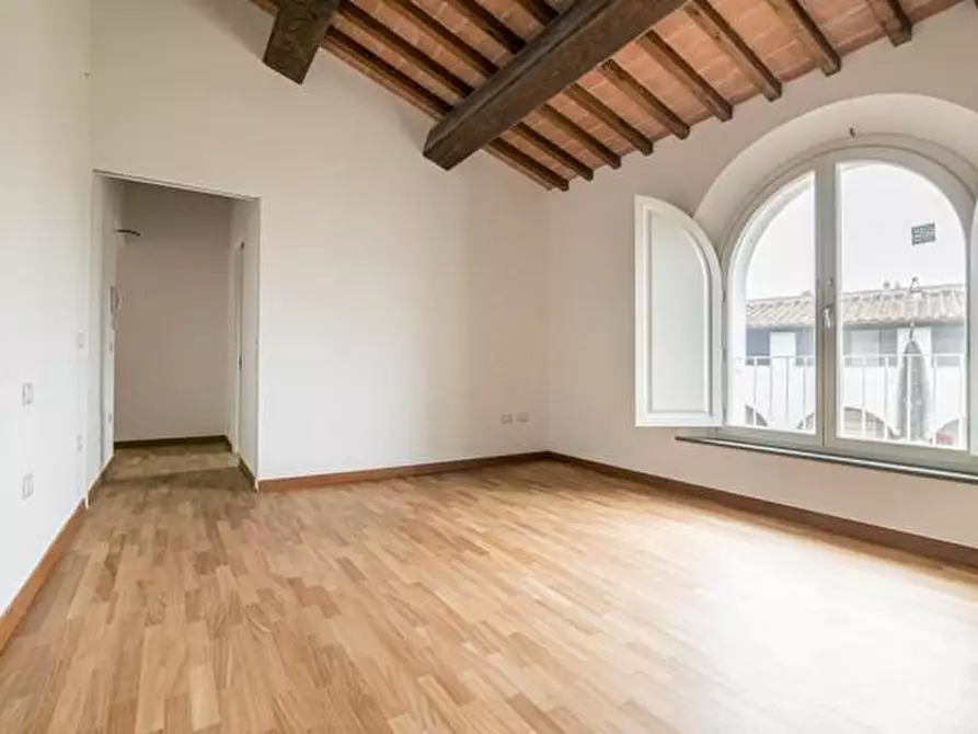 Immagine 21 di Villetta a schiera in vendita  a Calcinaia