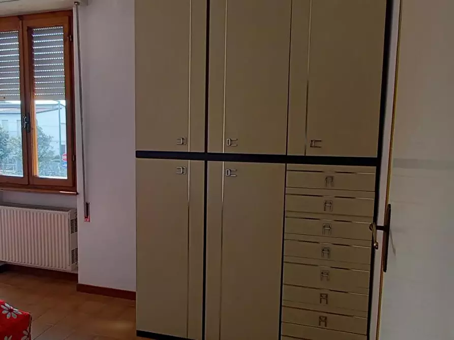 Immagine 8 di Appartamento in affitto  a Camaiore