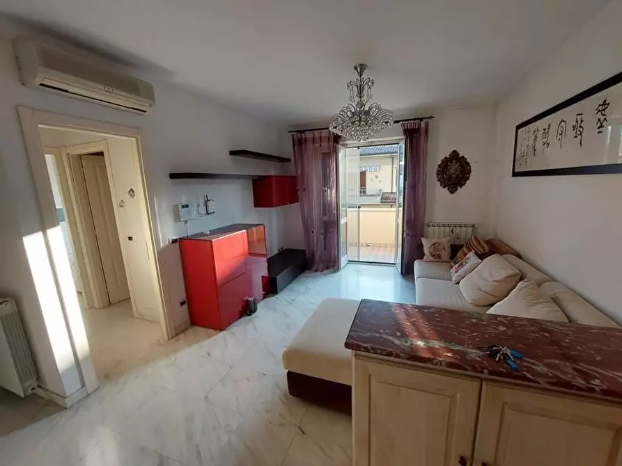 Immagine 6 di Appartamento in vendita  a Massa