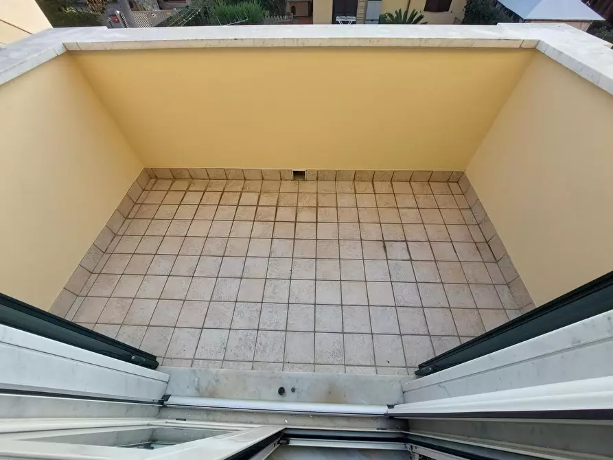 Immagine 20 di Appartamento in vendita  a Massa