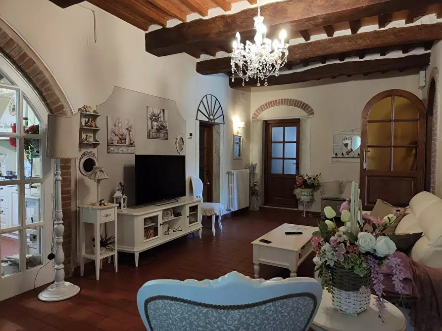 Immagine 8 di Rustico / casale in vendita  a Crespina Lorenzana