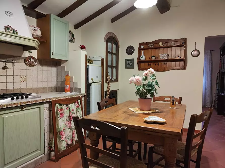 Immagine 27 di Rustico / casale in vendita  a Crespina Lorenzana