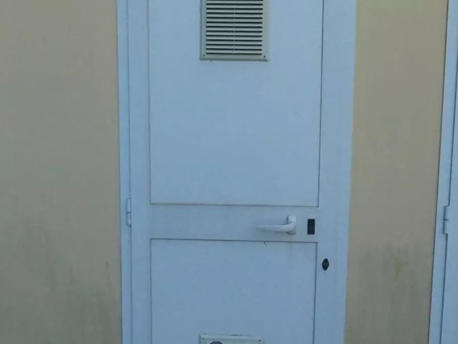 Immagine 32 di Appartamento in vendita  a Castellina Marittima