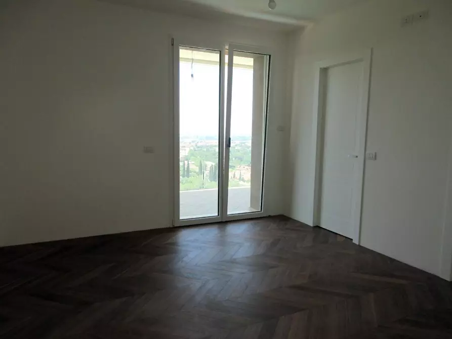 Immagine 13 di Villa in vendita  a Montelupo Fiorentino