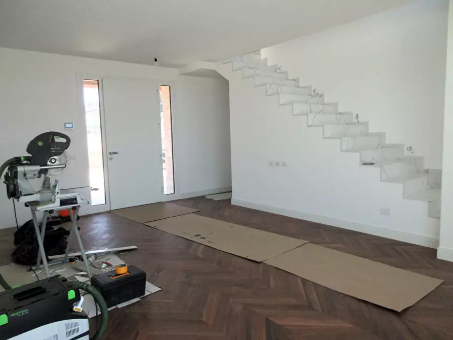 Immagine 8 di Villa in vendita  a Montelupo Fiorentino