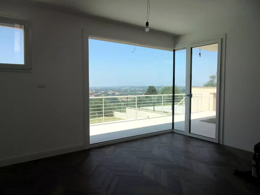 Immagine 5 di Villa in vendita  a Montelupo Fiorentino