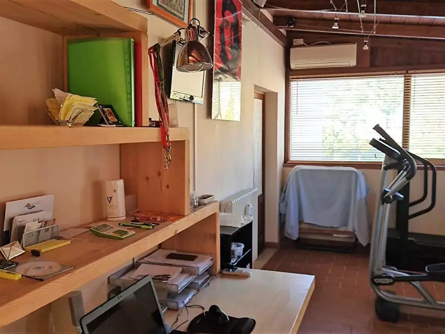 Immagine 6 di Villa in vendita  a Gaiole In Chianti